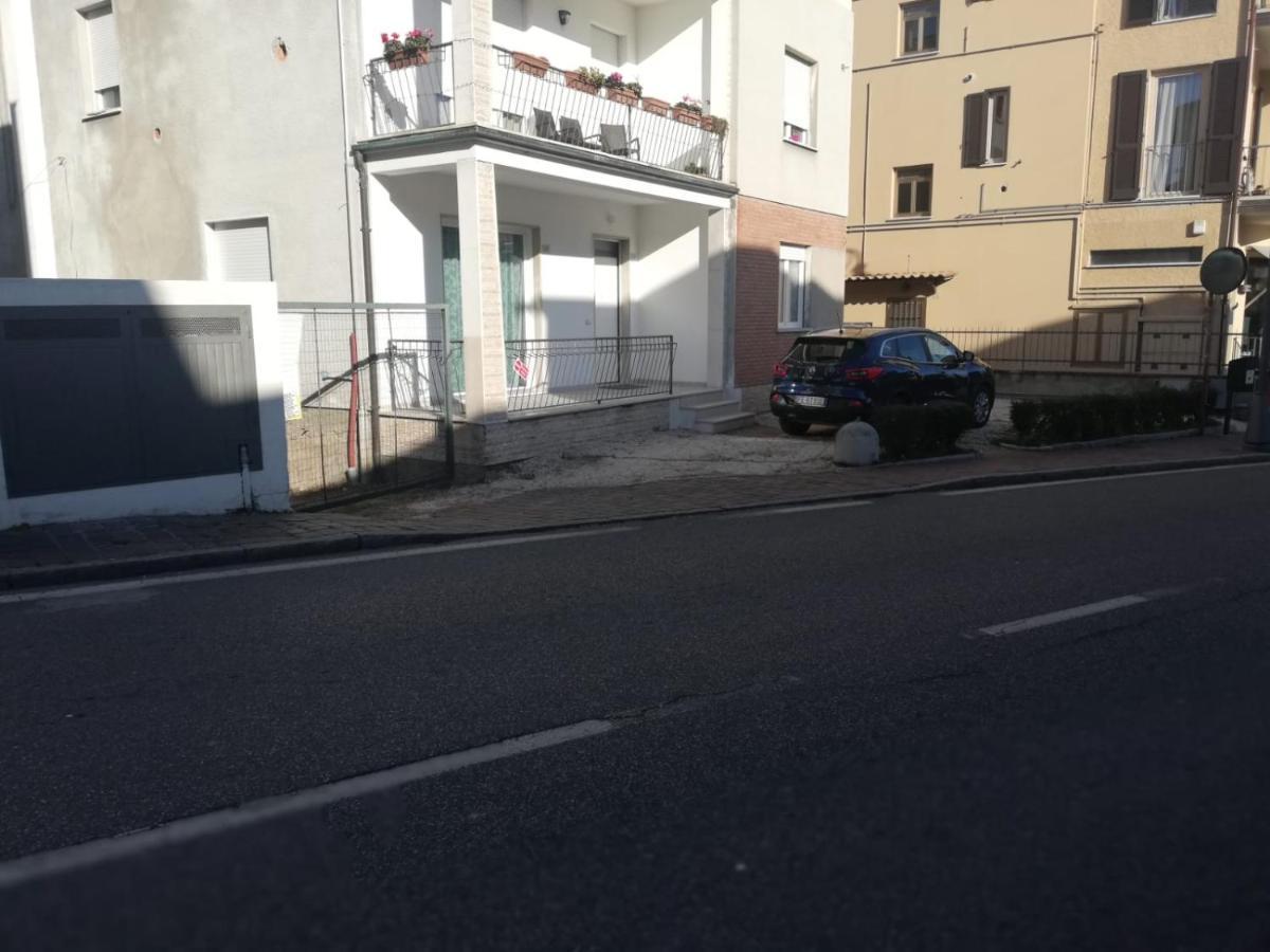 Casa San Martino Apartamento Moniga del Garda Exterior foto